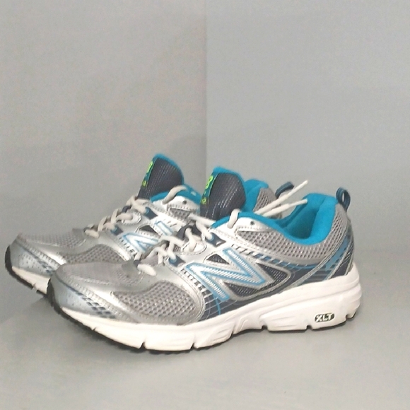 New Balance Gray and Blue Running Shoes, Pre-owned, Sz 8.5 - Picture 1 of 7